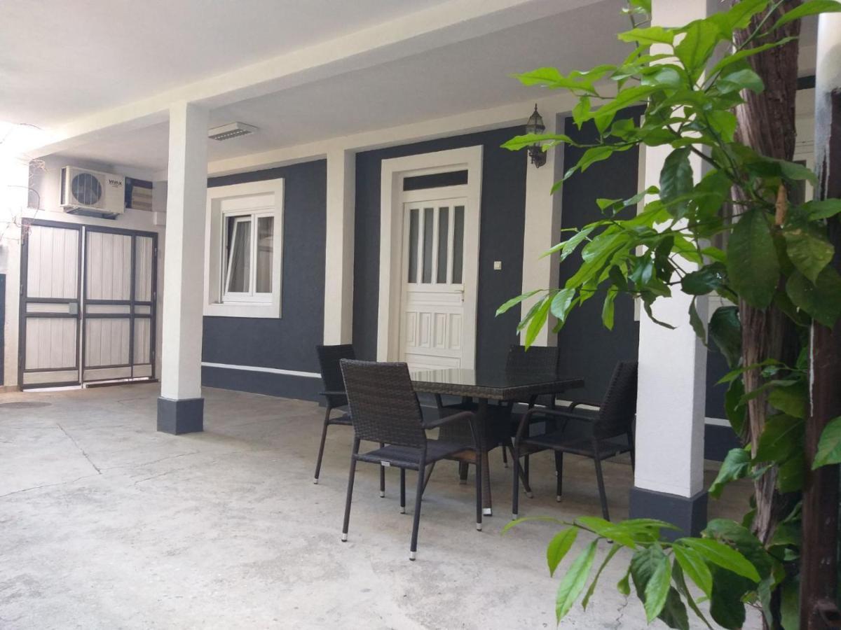 Luka Apartment Улцинь Екстер'єр фото